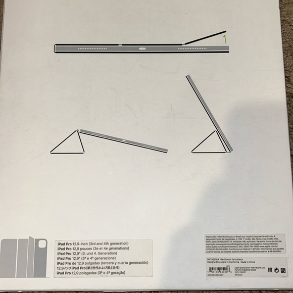 iPad Smart Folio Black for iPad Pro 12.9 inch 3rd and 4th Generation - Picture 4 of 8